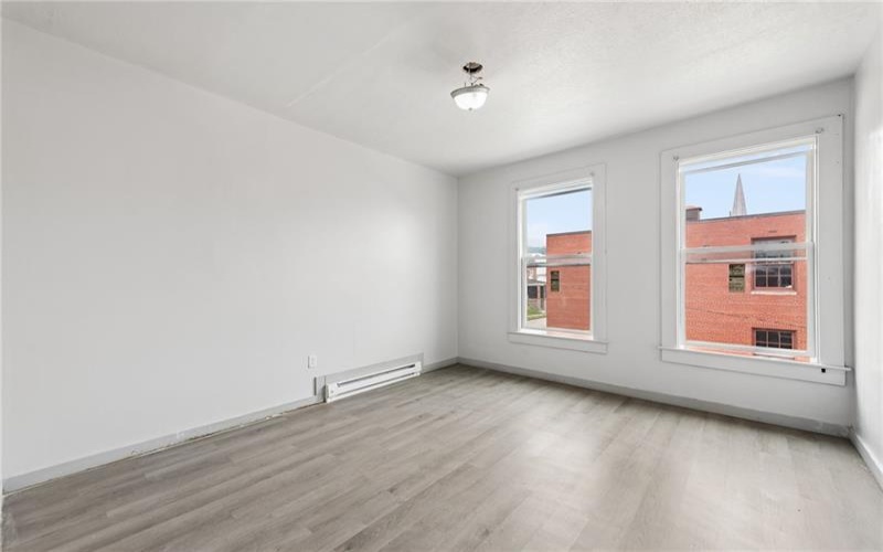 540 WASHINGTON AVE, CHARLEROI, 15022, 4 Bedroom Bedrooms, 8 Room Rooms,2 BathroomBathrooms,Residential,For Sale,WASHINGTON AVE,1777208
