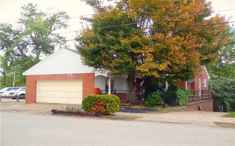 448 Berkeley, Uniontown, 15401, 4 Bedroom Bedrooms, ,2.1 BathroomBathrooms,Residential,For Sale,Berkeley,1777324