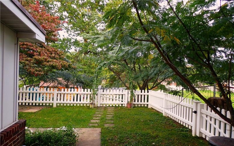 448 Berkeley, Uniontown, 15401, 4 Bedroom Bedrooms, ,2.1 BathroomBathrooms,Residential,For Sale,Berkeley,1777324
