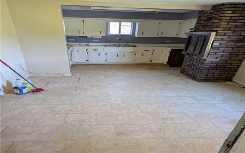 724 Western Avenue, Washington, 15301, 3 Bedroom Bedrooms, 7 Room Rooms,2 BathroomBathrooms,Residential,For Sale,Western Avenue,1777360