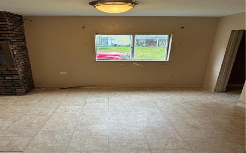 724 Western Avenue, Washington, 15301, 3 Bedroom Bedrooms, 7 Room Rooms,2 BathroomBathrooms,Residential,For Sale,Western Avenue,1777360