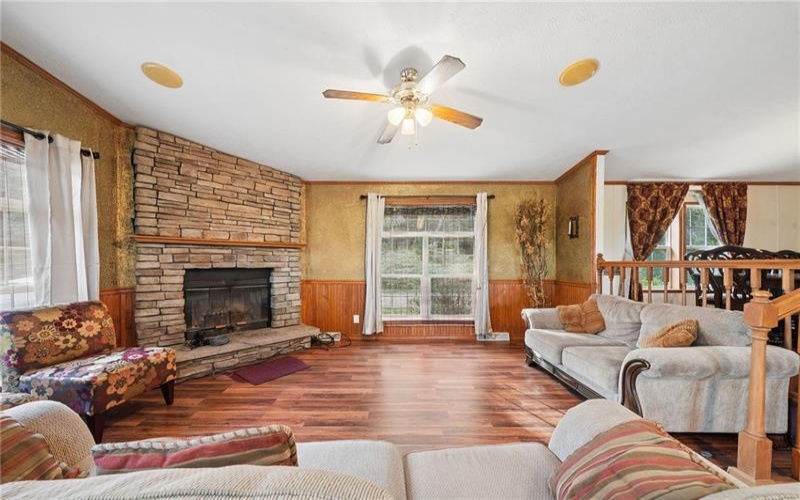 736 Sunset Dr, Donegal, 15628, 3 Bedroom Bedrooms, ,2.1 BathroomBathrooms,Residential,For Sale,Sunset Dr,1777515
