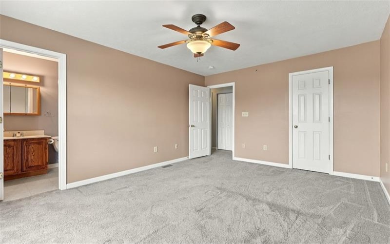 1112 Arrowhead Dr, Washington, 15301, 3 Bedroom Bedrooms, ,2.1 BathroomBathrooms,Residential,For Sale,Arrowhead Dr,1777526