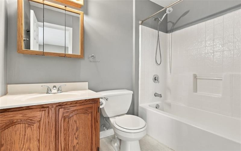 1112 Arrowhead Dr, Washington, 15301, 3 Bedroom Bedrooms, ,2.1 BathroomBathrooms,Residential,For Sale,Arrowhead Dr,1777526