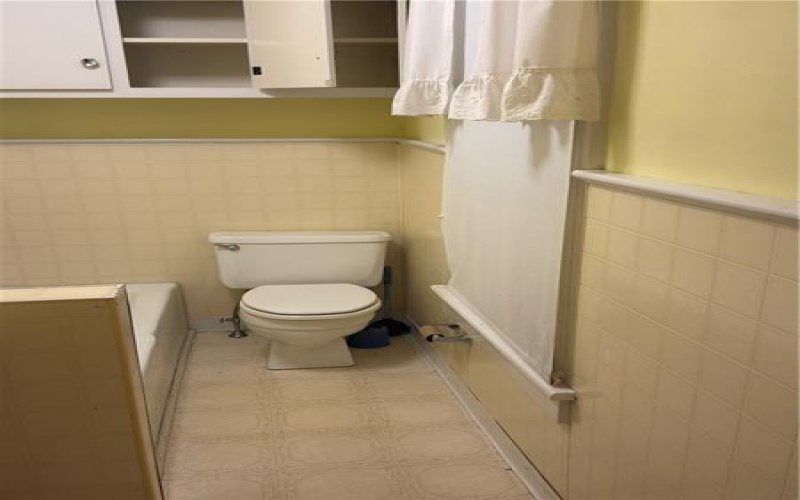201 Lincoln Ave, Meyersdale, 15552, 3 Bedroom Bedrooms, ,1.1 BathroomBathrooms,Residential,For Sale,Lincoln Ave,1757899