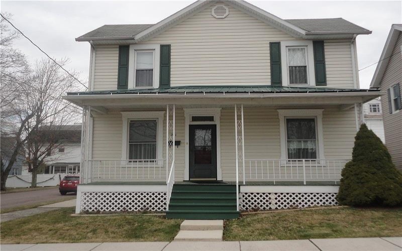 201 Lincoln Ave, Meyersdale, 15552, 3 Bedroom Bedrooms, ,1.1 BathroomBathrooms,Residential,For Sale,Lincoln Ave,1757899