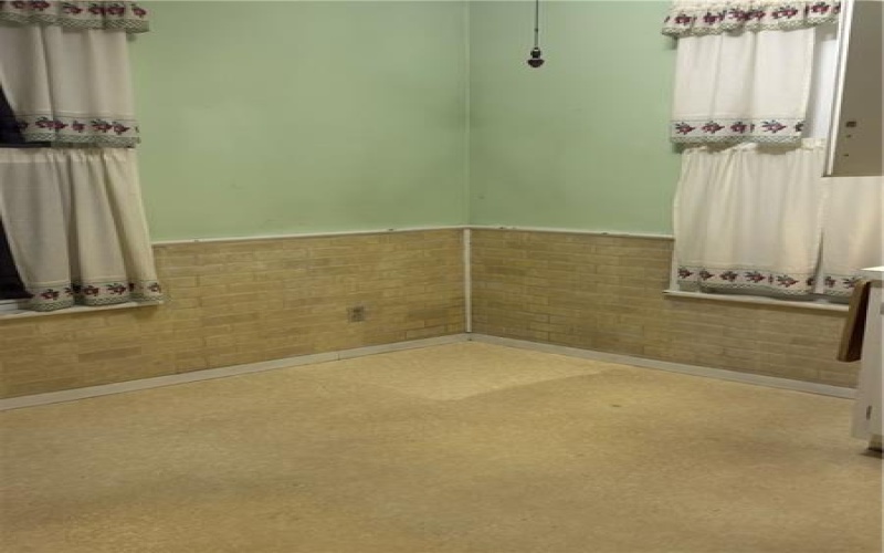 201 Lincoln Ave, Meyersdale, 15552, 3 Bedroom Bedrooms, ,1.1 BathroomBathrooms,Residential,For Sale,Lincoln Ave,1757899