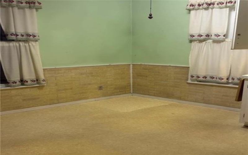 201 Lincoln Ave, Meyersdale, 15552, 3 Bedroom Bedrooms, ,1.1 BathroomBathrooms,Residential,For Sale,Lincoln Ave,1757899