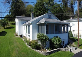 13 Dearth Ln, Uniontown, 15401, 4 Bedroom Bedrooms, ,1.1 BathroomBathrooms,Residential,For Sale,Dearth Ln,1777004