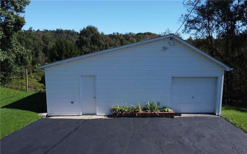 13 Dearth Ln, Uniontown, 15401, 4 Bedroom Bedrooms, ,1.1 BathroomBathrooms,Residential,For Sale,Dearth Ln,1777004