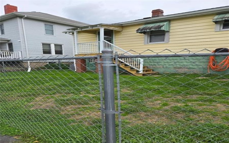 50 Mill Street, New Salem, 15468, 2 Bedroom Bedrooms, 6 Room Rooms,1 BathroomBathrooms,Residential,For Sale,Mill Street,1777237