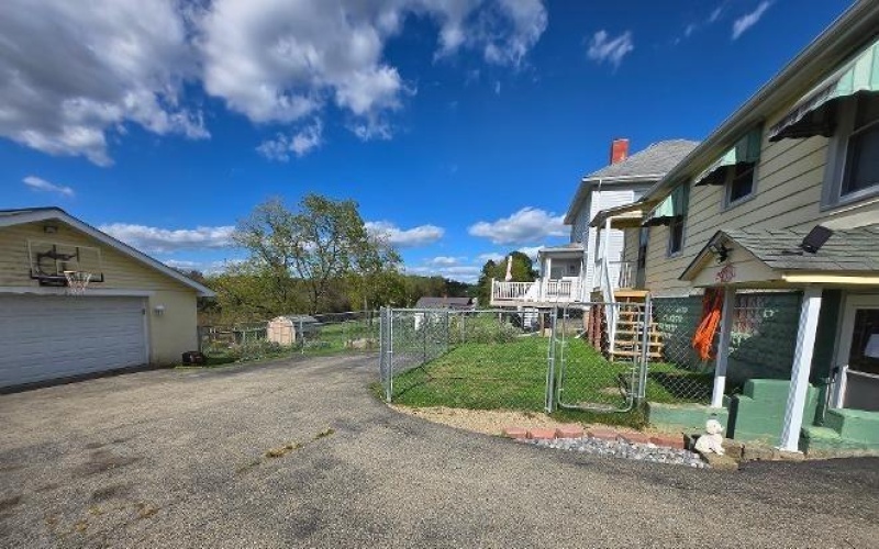 50 Mill Street, New Salem, 15468, 2 Bedroom Bedrooms, 6 Room Rooms,1 BathroomBathrooms,Residential,For Sale,Mill Street,1777237