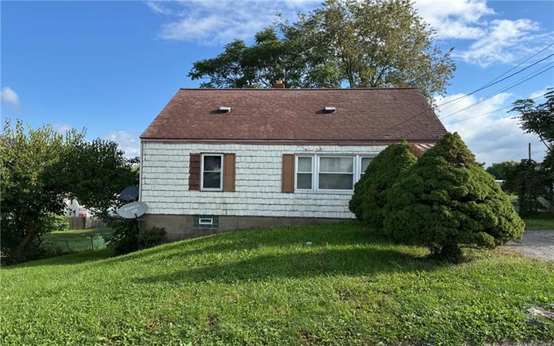 59 WAYNE ST, Uniontown, 15401, 3 Bedroom Bedrooms, ,1 BathroomBathrooms,Residential,For Sale,WAYNE ST,1777625
