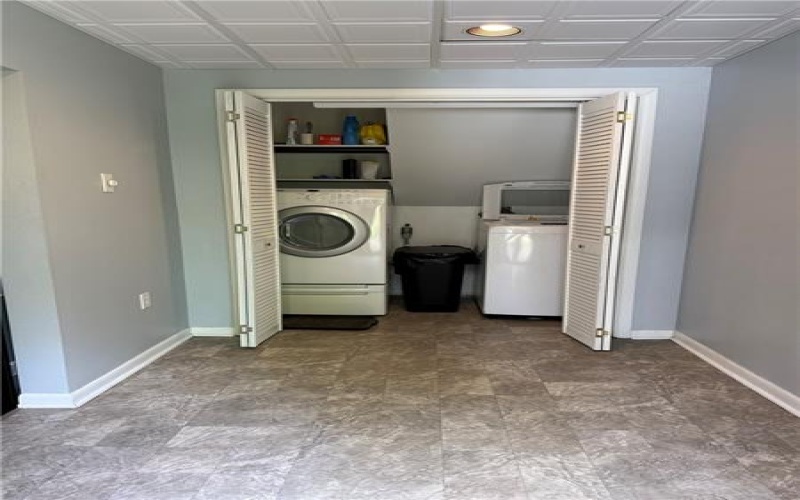 19 Studa Street, Burgettstown, 15021, 2 Bedroom Bedrooms, ,1 BathroomBathrooms,Lease,For Rent,Studa Street,1777646