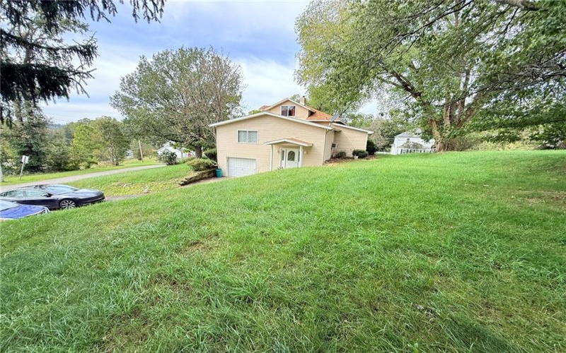 132 Morgan Station Rd, Lemont Furnace, 15456, 3 Bedroom Bedrooms, 7 Room Rooms,1.1 BathroomBathrooms,Residential,For Sale,Morgan Station Rd,1777658