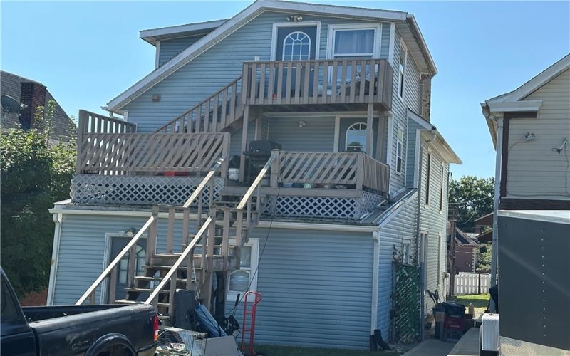 215 1st Avenue, Waynesburg, 15370, ,Multi-unit,For Sale,1st Avenue,1777662