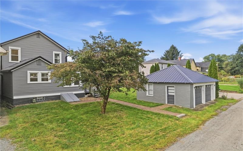 4150 Arnold Ave, Lower Burrell, 15068, 3 Bedroom Bedrooms, 8 Room Rooms,2 BathroomBathrooms,Residential,For Sale,Arnold Ave,1777691