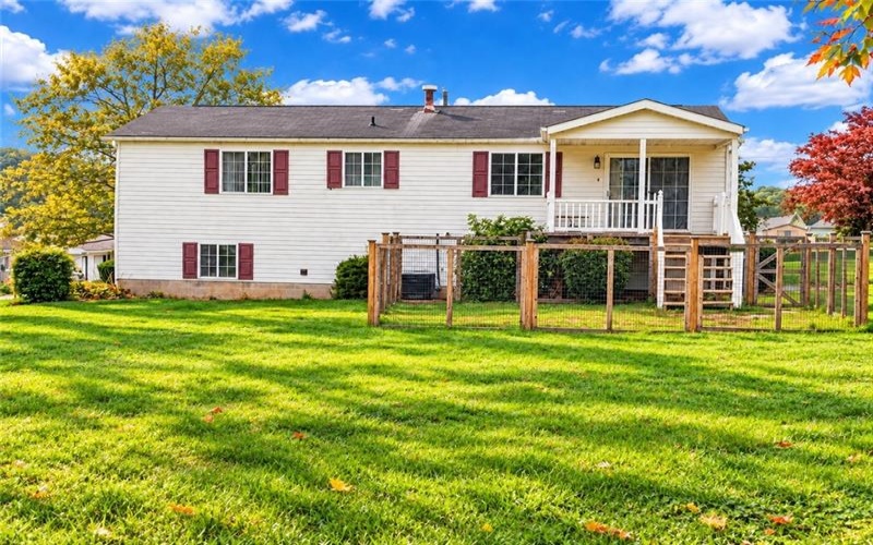 245 Mechanic St, Mount Morris, 15349, 3 Bedroom Bedrooms, 8 Room Rooms,2 BathroomBathrooms,Residential,For Sale,Mechanic St,1777697