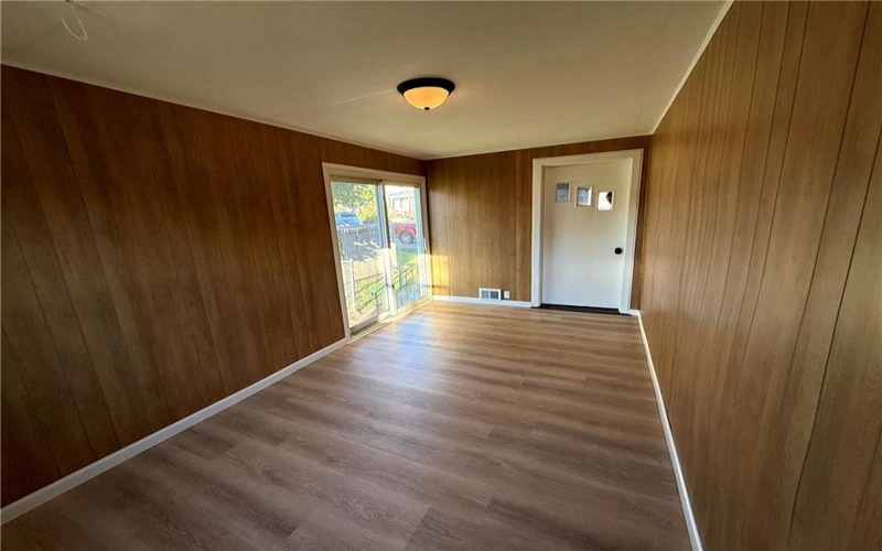 219 Fannie St, Mcdonald, 15057, 3 Bedroom Bedrooms, ,2 BathroomBathrooms,Residential,For Sale,Fannie St,1777706