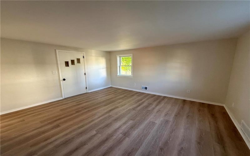 219 Fannie St, Mcdonald, 15057, 3 Bedroom Bedrooms, ,2 BathroomBathrooms,Residential,For Sale,Fannie St,1777706