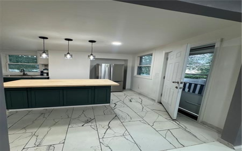 1385 5th Ave, New Kensington, 15068, 4 Bedroom Bedrooms, ,1.1 BathroomBathrooms,Lease,For Rent,5th Ave,1777758