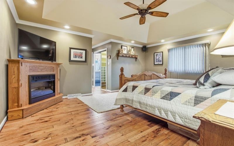 1411 John Dr, North Huntingdon, 15642, 3 Bedroom Bedrooms, 7 Room Rooms,3 BathroomBathrooms,Residential,For Sale,John Dr,1777812