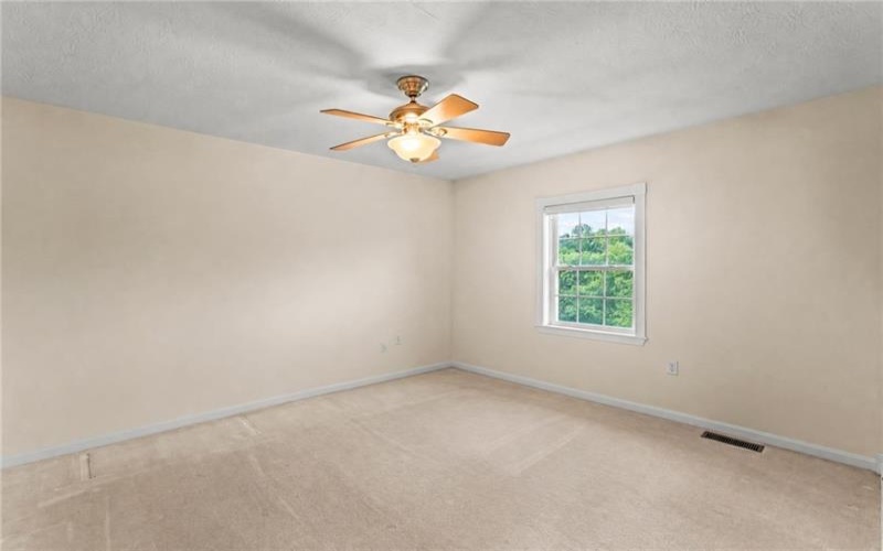 1053 Waterford Ct E, Canonsburg, 15317, 3 Bedroom Bedrooms, 8 Room Rooms,2.1 BathroomBathrooms,Residential,For Sale,Waterford Ct E,1777445