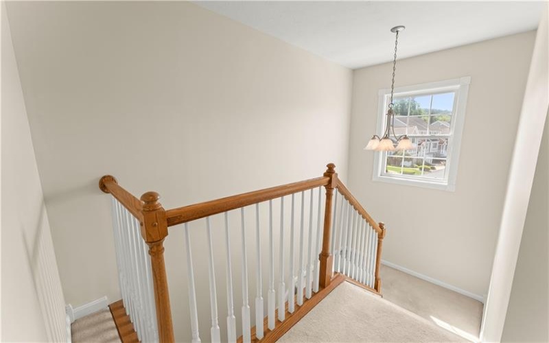 1053 Waterford Ct E, Canonsburg, 15317, 3 Bedroom Bedrooms, 8 Room Rooms,2.1 BathroomBathrooms,Residential,For Sale,Waterford Ct E,1777445