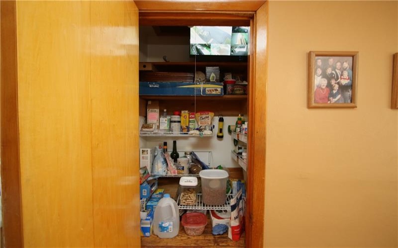 4239 Finleyville Elrama Road, Finleyville, 15332, 3 Bedroom Bedrooms, 9 Room Rooms,2 BathroomBathrooms,Residential,For Sale,Finleyville Elrama Road,1777786