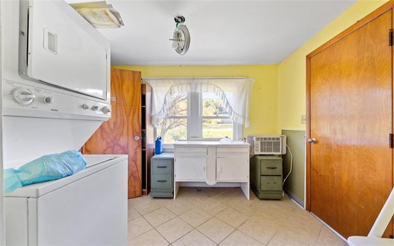 161 Church St, Star Junction, 15482, 2 Bedroom Bedrooms, 5 Room Rooms,1 BathroomBathrooms,Residential,For Sale,Church St,1777888