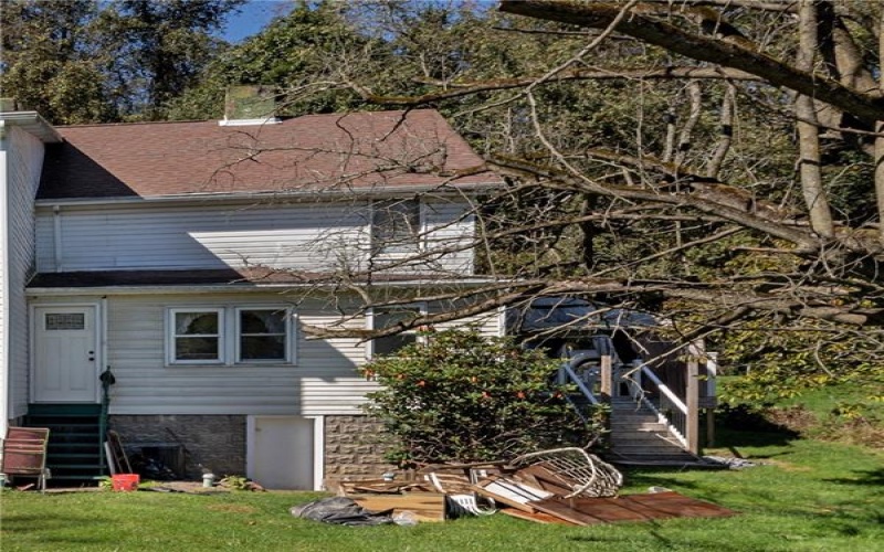 161 Church St, Star Junction, 15482, 2 Bedroom Bedrooms, 5 Room Rooms,1 BathroomBathrooms,Residential,For Sale,Church St,1777888