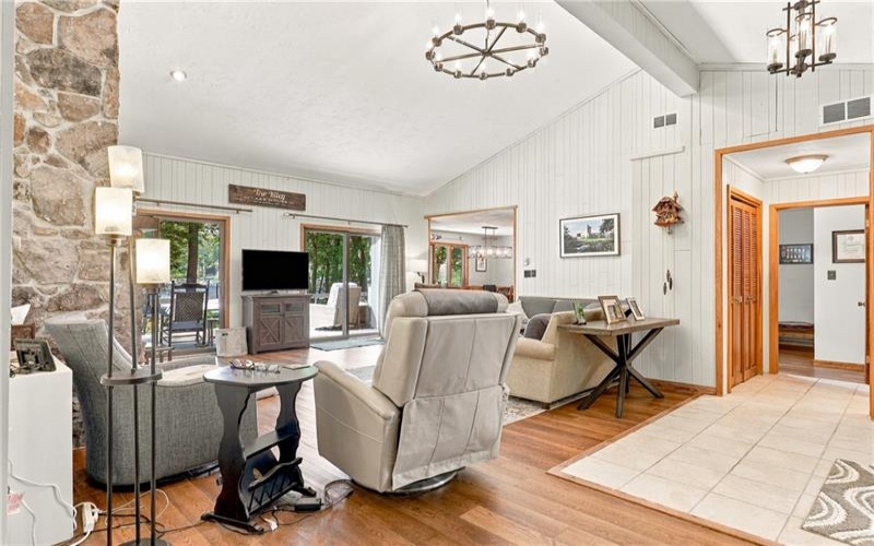 182 South Peninsula Drive, Central City, 15926, 3 Bedroom Bedrooms, ,2.2 BathroomBathrooms,Residential,For Sale,South Peninsula Drive,1777947