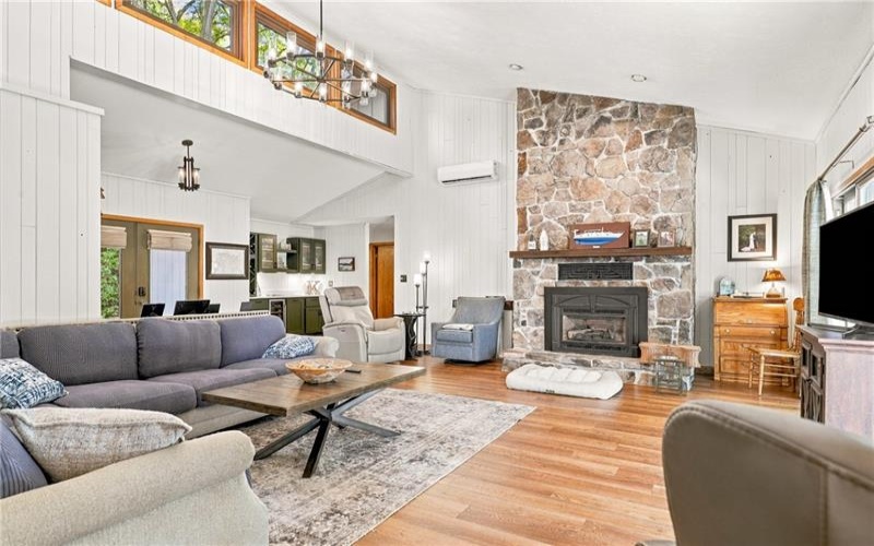 182 South Peninsula Drive, Central City, 15926, 3 Bedroom Bedrooms, ,2.2 BathroomBathrooms,Residential,For Sale,South Peninsula Drive,1777947