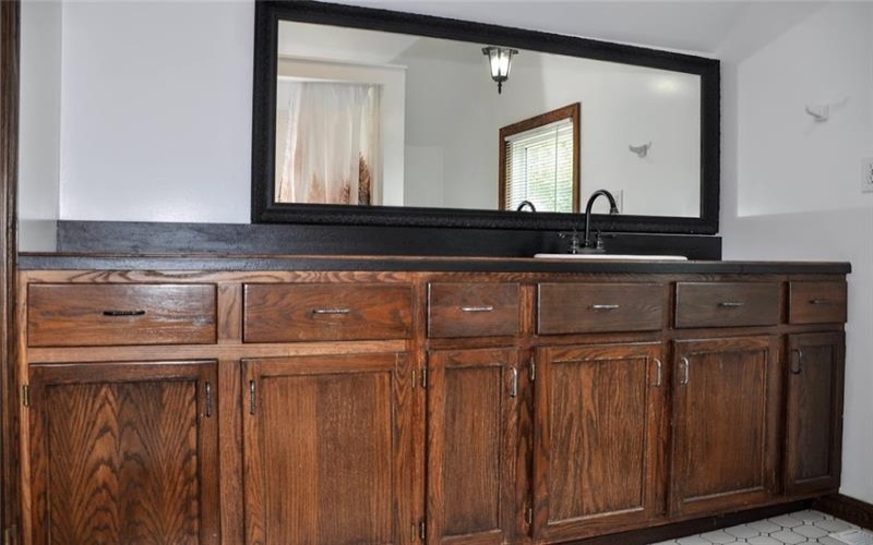 204 Weavertown Rd, Canonsburg, 15317, 2 Bedroom Bedrooms, ,2.1 BathroomBathrooms,Residential,For Sale,Weavertown Rd,1773182