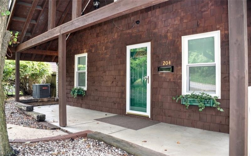 204 Weavertown Rd, Canonsburg, 15317, 2 Bedroom Bedrooms, ,2.1 BathroomBathrooms,Residential,For Sale,Weavertown Rd,1773182