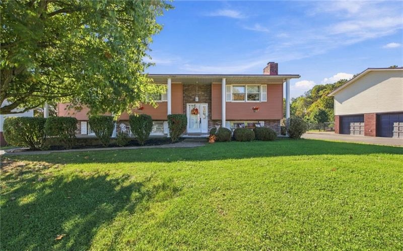 168 HAGUE LANE, UNIONTOWN, 15401, 3 Bedroom Bedrooms, 9 Room Rooms,2 BathroomBathrooms,Residential,For Sale,HAGUE LANE,1777223