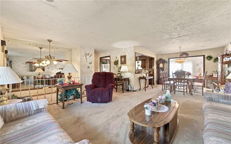 168 HAGUE LANE, UNIONTOWN, 15401, 3 Bedroom Bedrooms, 9 Room Rooms,2 BathroomBathrooms,Residential,For Sale,HAGUE LANE,1777223