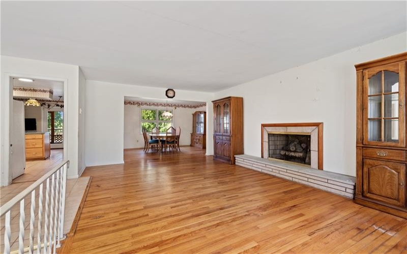 141 Marble Drive, McMurray, 15317, 4 Bedroom Bedrooms, 9 Room Rooms,3.1 BathroomBathrooms,Residential,For Sale,Marble Drive,1777863