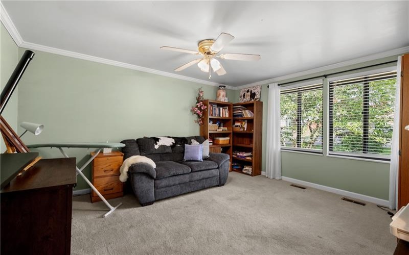 467 Hunting Creek Rd, Canonsburg, 15317, 3 Bedroom Bedrooms, ,3 BathroomBathrooms,Residential,For Sale,Hunting Creek Rd,1764234