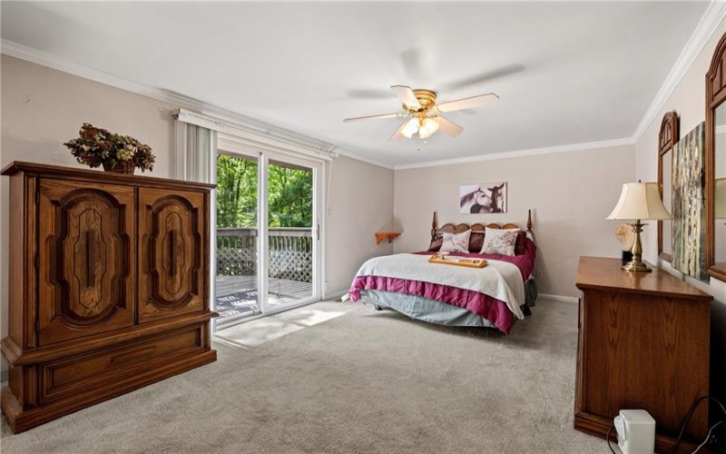 467 Hunting Creek Rd, Canonsburg, 15317, 3 Bedroom Bedrooms, ,3 BathroomBathrooms,Residential,For Sale,Hunting Creek Rd,1764234