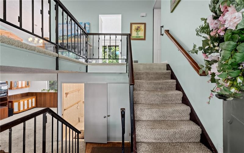 467 Hunting Creek Rd, Canonsburg, 15317, 3 Bedroom Bedrooms, ,3 BathroomBathrooms,Residential,For Sale,Hunting Creek Rd,1764234
