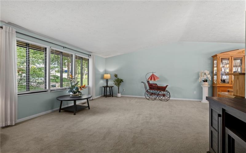 467 Hunting Creek Rd, Canonsburg, 15317, 3 Bedroom Bedrooms, ,3 BathroomBathrooms,Residential,For Sale,Hunting Creek Rd,1764234