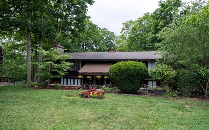 467 Hunting Creek Rd, Canonsburg, 15317, 3 Bedroom Bedrooms, ,3 BathroomBathrooms,Residential,For Sale,Hunting Creek Rd,1764234