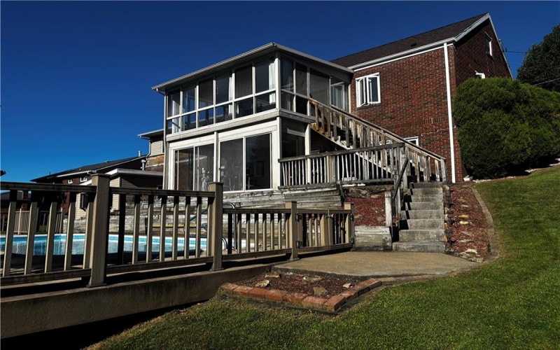 68 Redwood Ave, Uniontown, 15401, 3 Bedroom Bedrooms, 9 Room Rooms,2 BathroomBathrooms,Residential,For Sale,Redwood Ave,1778117