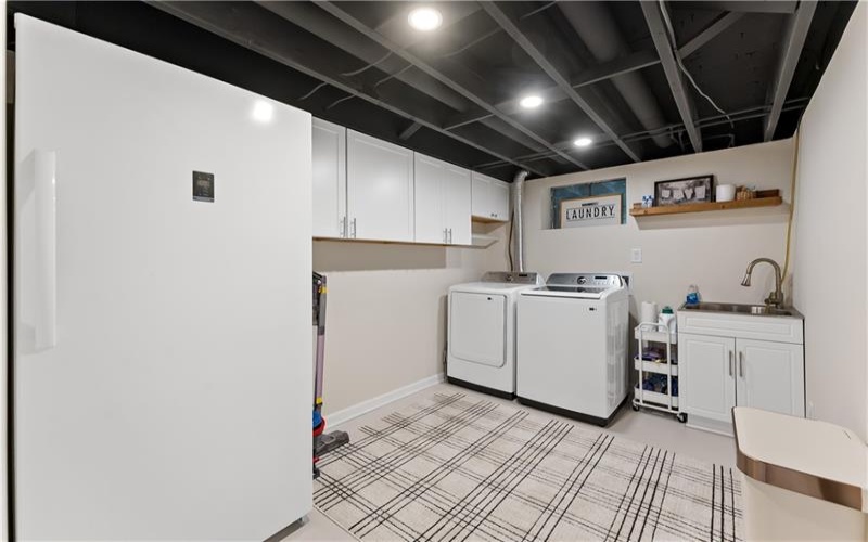 21 Cario Dr, Washington, 15301, 3 Bedroom Bedrooms, 8 Room Rooms,1 BathroomBathrooms,Residential,For Sale,Cario Dr,1771629