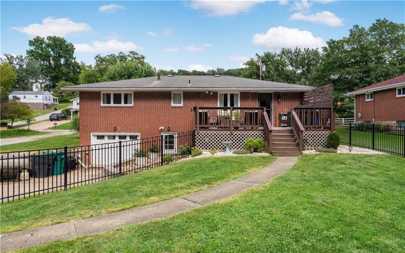 21 Cario Dr, Washington, 15301, 3 Bedroom Bedrooms, 8 Room Rooms,1 BathroomBathrooms,Residential,For Sale,Cario Dr,1771629