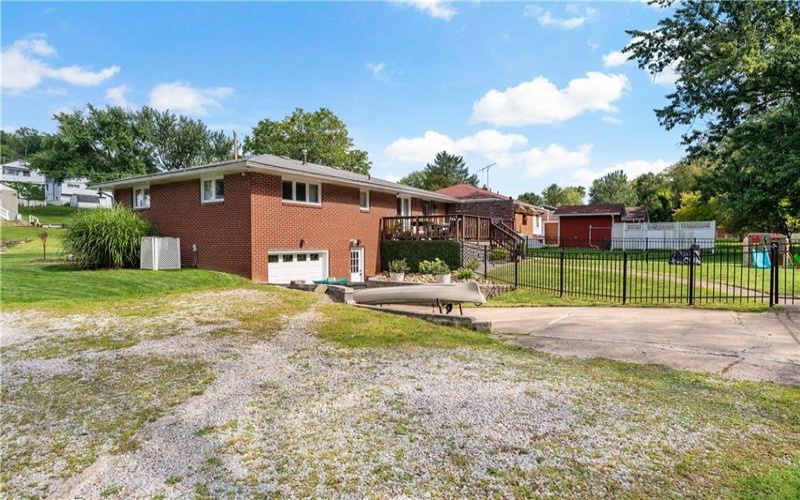 21 Cario Dr, Washington, 15301, 3 Bedroom Bedrooms, 8 Room Rooms,1 BathroomBathrooms,Residential,For Sale,Cario Dr,1771629