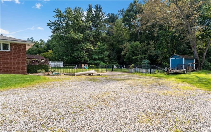 21 Cario Dr, Washington, 15301, 3 Bedroom Bedrooms, 8 Room Rooms,1 BathroomBathrooms,Residential,For Sale,Cario Dr,1771629
