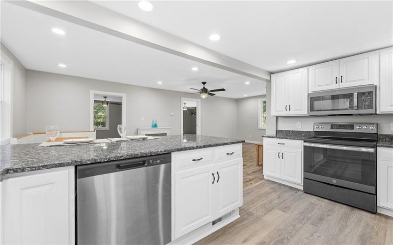 160 Starlite Road, Lemont Furnace, 15456, 2 Bedroom Bedrooms, 5 Room Rooms,2 BathroomBathrooms,Residential,For Sale,Starlite Road,1774479
