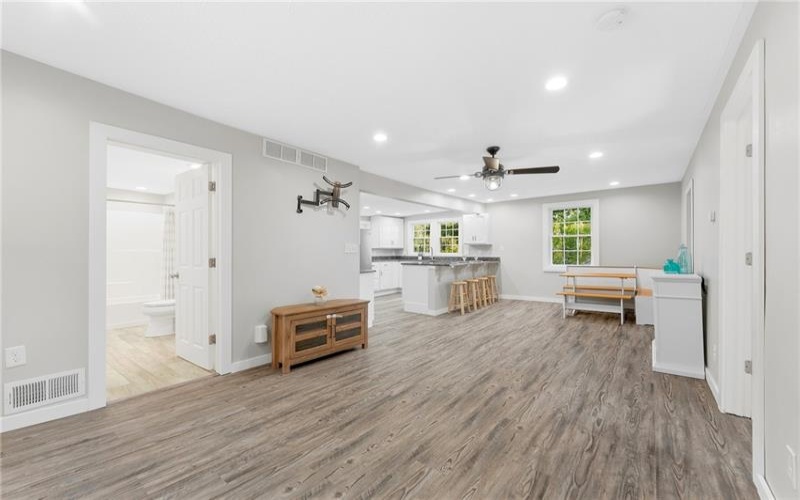 160 Starlite Road, Lemont Furnace, 15456, 2 Bedroom Bedrooms, 5 Room Rooms,2 BathroomBathrooms,Residential,For Sale,Starlite Road,1774479
